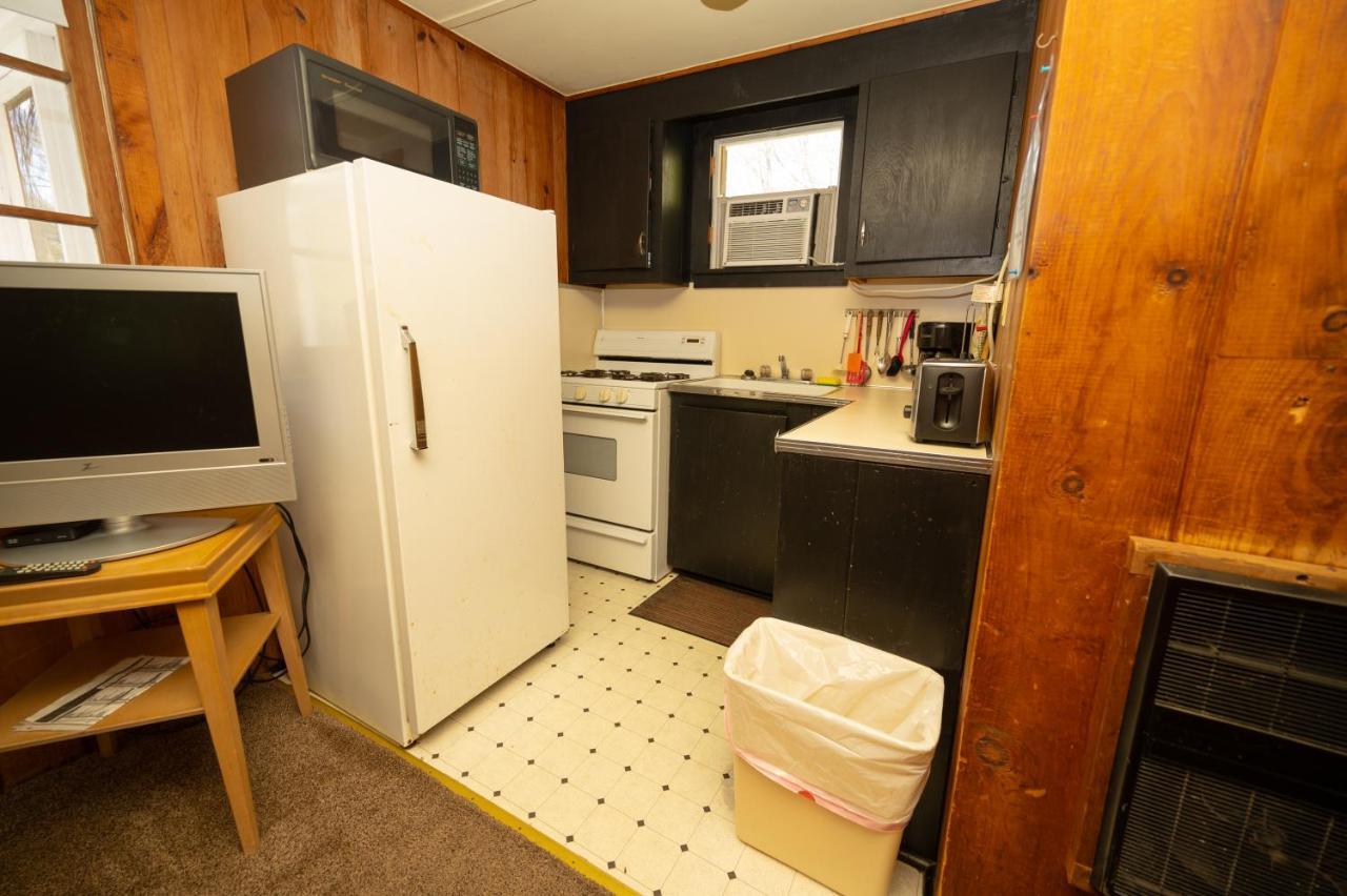 Fair Wind Motel And Cottages Clayton Extérieur photo