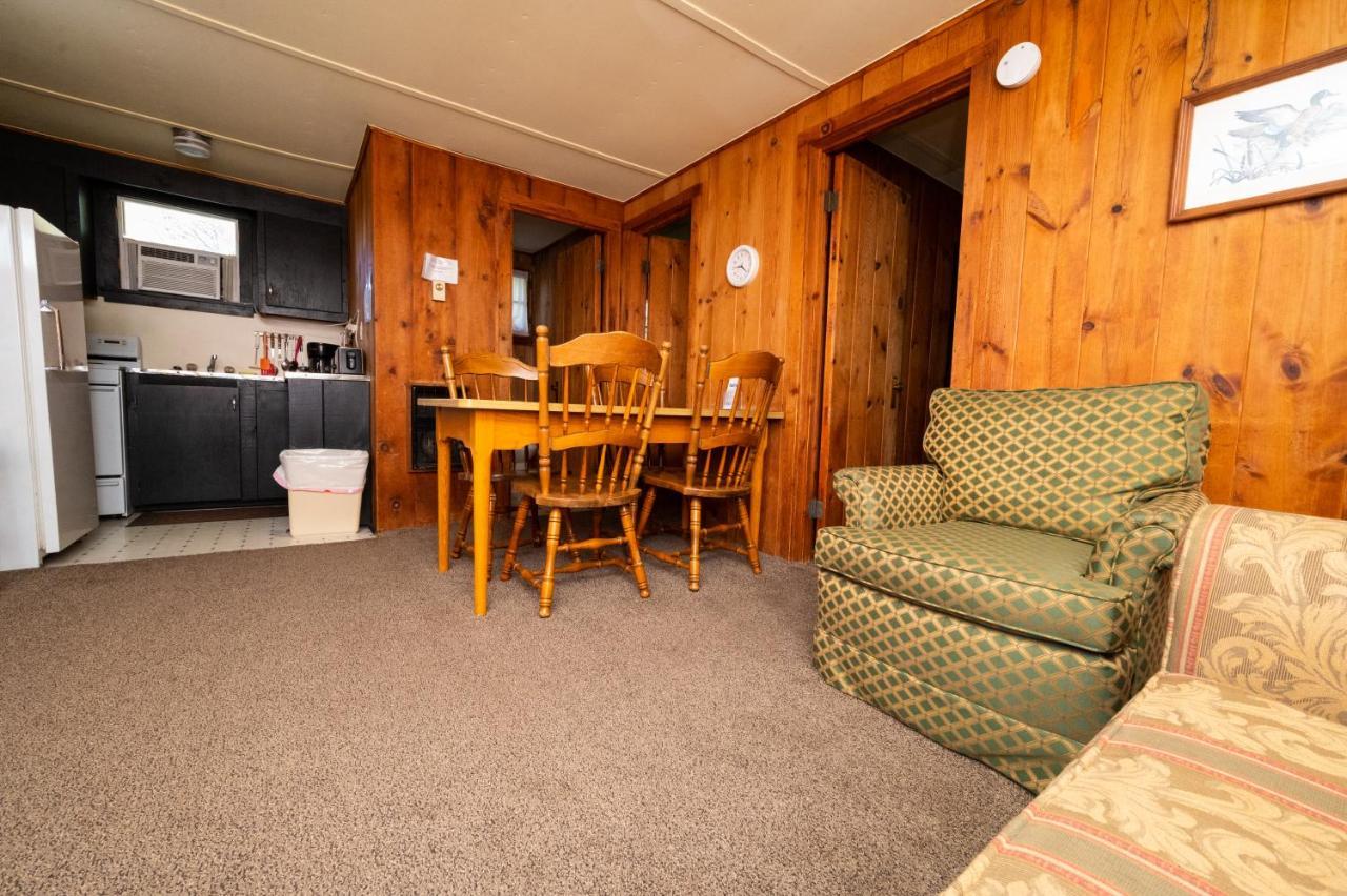 Fair Wind Motel And Cottages Clayton Extérieur photo